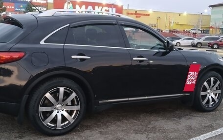 Infiniti FX II, 2013 год, 2 300 000 рублей, 3 фотография