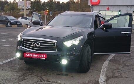 Infiniti FX II, 2013 год, 2 300 000 рублей, 6 фотография