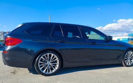 BMW 5 серия, 2018 год, 3 050 000 рублей, 12 фотография