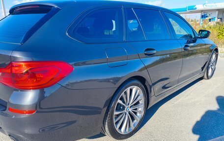 BMW 5 серия, 2018 год, 3 050 000 рублей, 11 фотография
