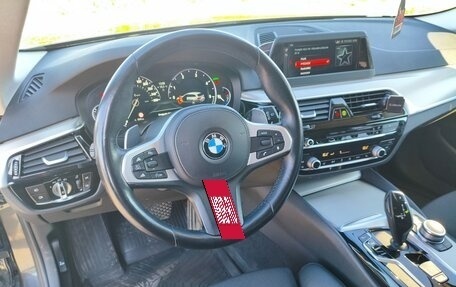 BMW 5 серия, 2018 год, 3 050 000 рублей, 18 фотография