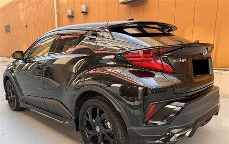 Toyota C-HR I рестайлинг, 2023 год, 1 621 000 рублей, 5 фотография