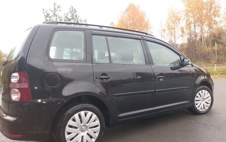 Volkswagen Touran III, 2007 год, 523 000 рублей, 5 фотография