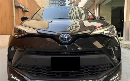 Toyota C-HR I рестайлинг, 2023 год, 1 621 000 рублей, 4 фотография