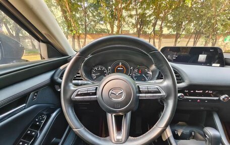 Mazda 3, 2023 год, 1 600 000 рублей, 8 фотография