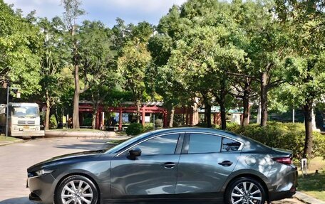 Mazda 3, 2023 год, 1 600 000 рублей, 2 фотография