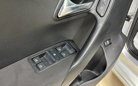 Volkswagen Polo VI (EU Market), 2011 год, 640 000 рублей, 11 фотография