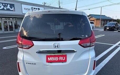 Honda Freed II, 2017 год, 1 180 000 рублей, 5 фотография