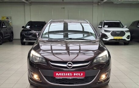 Opel Astra J, 2014 год, 670 000 рублей, 2 фотография