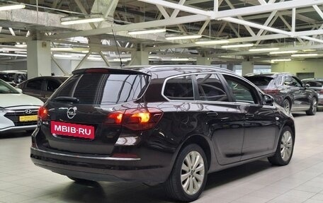 Opel Astra J, 2014 год, 670 000 рублей, 7 фотография