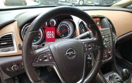 Opel Astra J, 2014 год, 670 000 рублей, 11 фотография