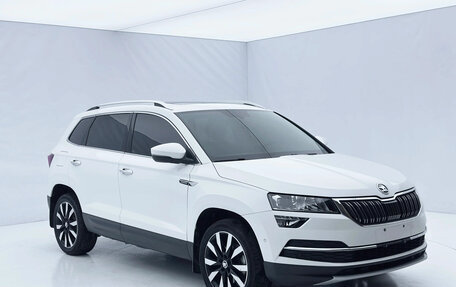 Skoda Karoq I, 2022 год, 1 760 005 рублей, 2 фотография