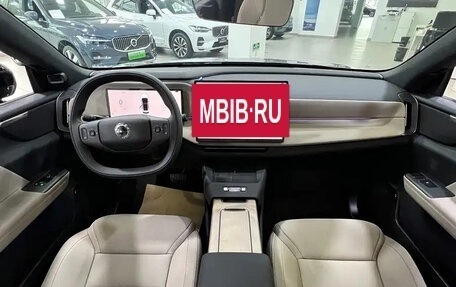 Volvo XC70, 2026 год, 6 700 000 рублей, 10 фотография