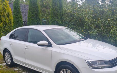 Volkswagen Jetta VI, 2016 год, 1 230 000 рублей, 2 фотография