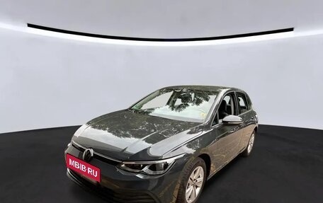 Volkswagen Golf VIII, 2023 год, 1 992 000 рублей, 3 фотография