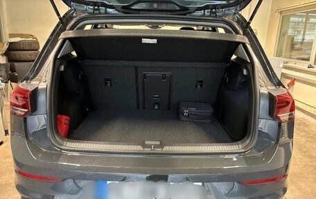 Volkswagen Golf VIII, 2023 год, 1 992 000 рублей, 8 фотография