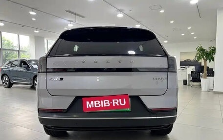 Volvo XC70, 2026 год, 6 700 000 рублей, 5 фотография