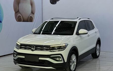 Volkswagen T-Cross I, 2022 год, 1 350 000 рублей, 1 фотография