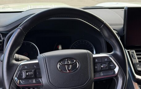 Toyota Land Cruiser, 2022 год, 13 500 000 рублей, 16 фотография