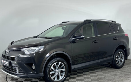 Toyota RAV4, 2015 год, 1 780 000 рублей, 1 фотография