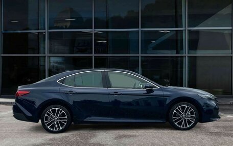 Toyota Camry, 2026 год, 4 650 000 рублей, 4 фотография