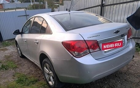 Chevrolet Cruze II, 2011 год, 600 000 рублей, 9 фотография