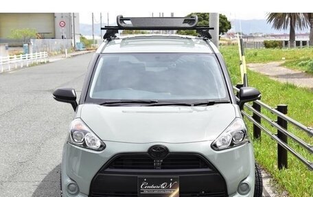 Toyota Sienta II, 2016 год, 1 090 000 рублей, 2 фотография