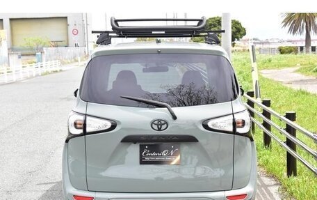 Toyota Sienta II, 2016 год, 1 090 000 рублей, 5 фотография