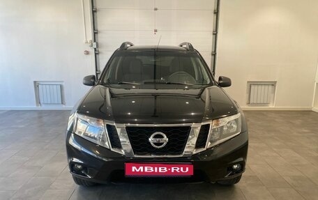 Nissan Terrano III, 2015 год, 1 046 000 рублей, 2 фотография