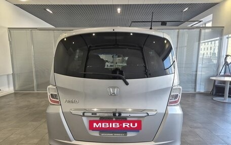 Honda Freed I, 2013 год, 1 286 000 рублей, 5 фотография