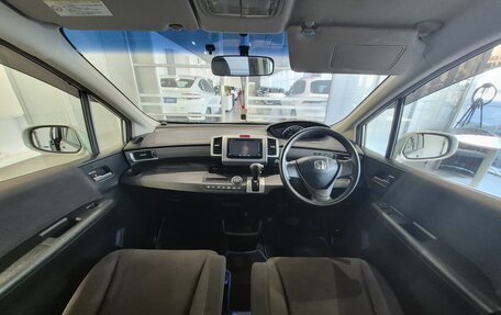 Honda Freed I, 2013 год, 1 286 000 рублей, 19 фотография