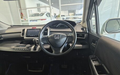 Honda Freed I, 2013 год, 1 286 000 рублей, 21 фотография
