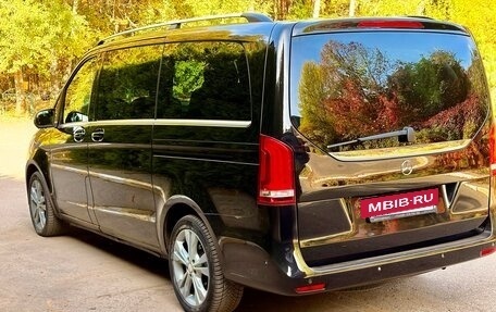 Mercedes-Benz V-Класс, 2016 год, 3 350 000 рублей, 4 фотография