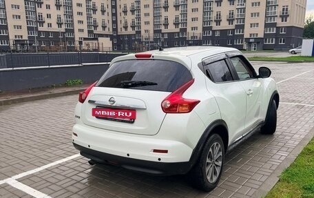 Nissan Juke II, 2011 год, 800 000 рублей, 3 фотография