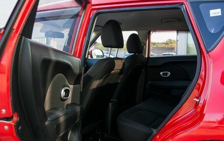 KIA Soul II рестайлинг, 2015 год, 1 150 000 рублей, 16 фотография