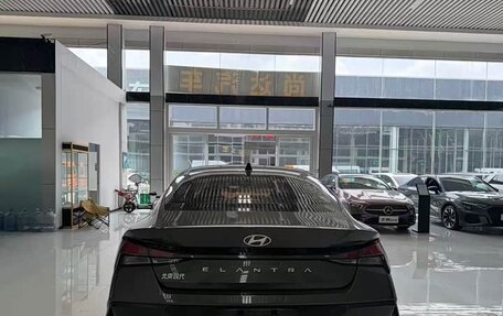 Hyundai Elantra, 2023 год, 1 593 000 рублей, 4 фотография