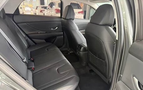 Hyundai Elantra, 2023 год, 1 593 000 рублей, 8 фотография