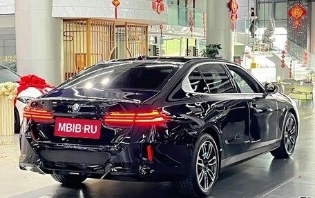 BMW 5 серия, 2026 год, 6 467 720 рублей, 3 фотография