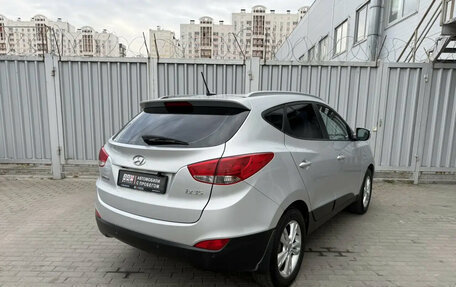 Hyundai ix35 I рестайлинг, 2013 год, 1 295 000 рублей, 4 фотография