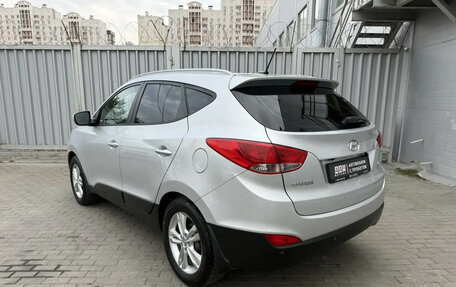 Hyundai ix35 I рестайлинг, 2013 год, 1 295 000 рублей, 3 фотография