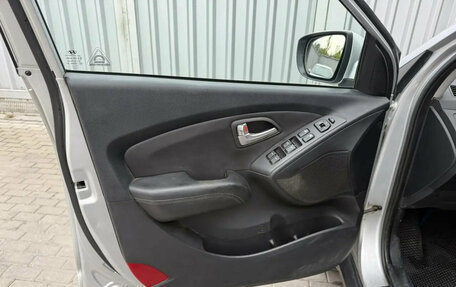 Hyundai ix35 I рестайлинг, 2013 год, 1 295 000 рублей, 21 фотография