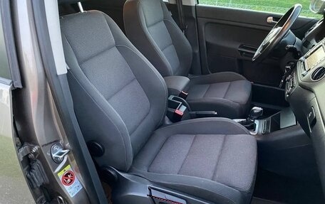 Volkswagen Golf Plus II, 2012 год, 650 000 рублей, 10 фотография