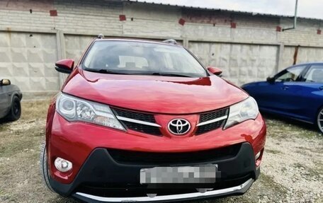 Toyota RAV4, 2014 год, 1 990 000 рублей, 1 фотография