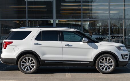 Ford Explorer VI, 2017 год, 2 760 000 рублей, 9 фотография