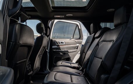 Ford Explorer VI, 2017 год, 2 760 000 рублей, 31 фотография