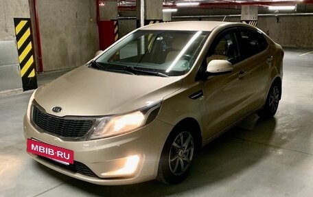 KIA Rio III рестайлинг, 2012 год, 840 000 рублей, 2 фотография