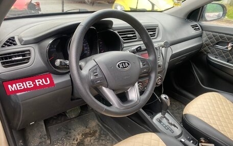 KIA Rio III рестайлинг, 2012 год, 840 000 рублей, 10 фотография