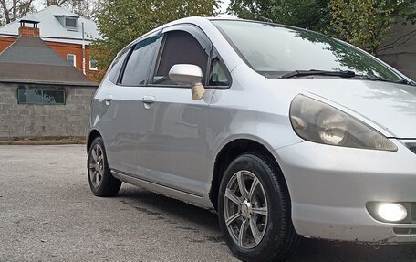 Honda Fit III, 2001 год, 300 000 рублей, 9 фотография