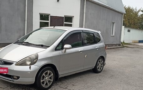 Honda Fit III, 2001 год, 300 000 рублей, 10 фотография