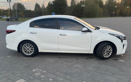 KIA Rio IV, 2020 год, 1 650 000 рублей, 11 фотография
